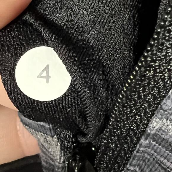 Lululemon Jacket Womens 4 Gray Striped Full Zip Scuba Hoodie Sweatshirt Athletic - Picture 4 of 7